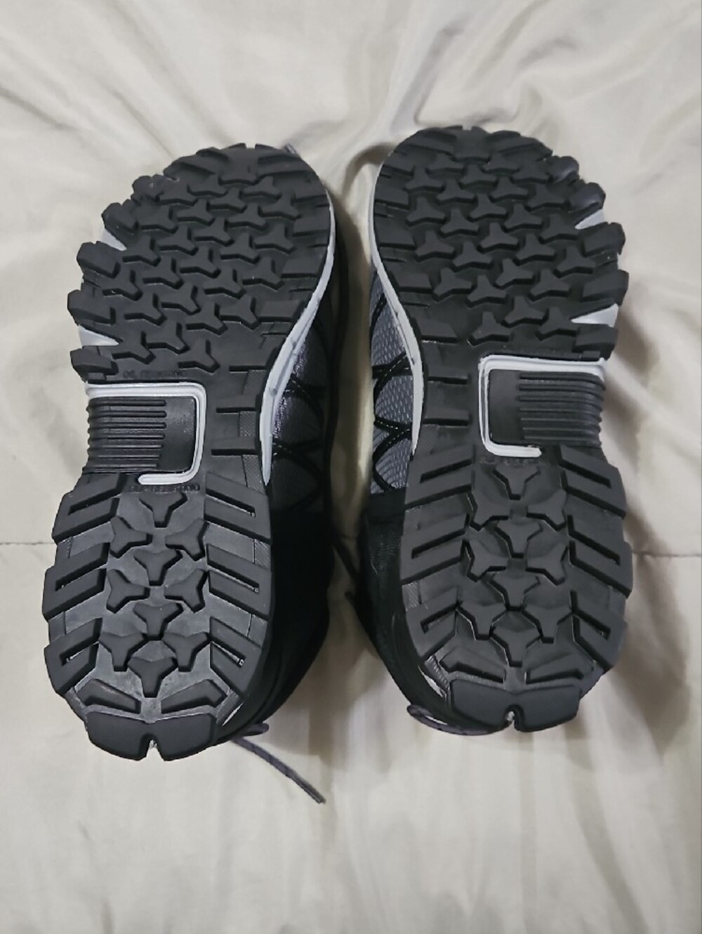 Reebok Men's Charcoal/Black High-Top Athletic Sneakers - Picture 4 of 5